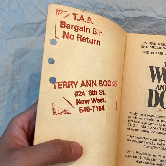 ⭐️FREE⭐️ The Wolf And The Dove by Kathleen Woodiwiss | Book - Picture 5 of 5